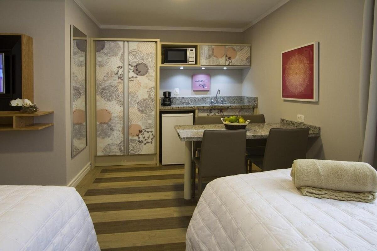 Rosa Flats Charm Gramado Apartment Bagian luar foto